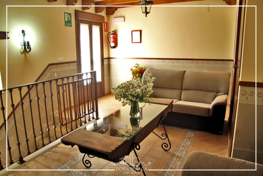 Casa Rural Dona Blanca Guest House Santa Cruz de la Sierra ภายนอก รูปภาพ